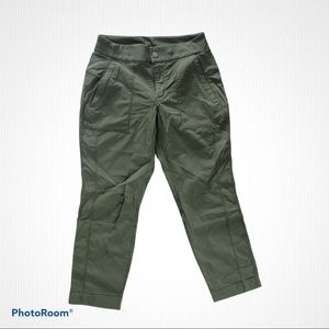 Athleta Cropped Army Green Pants